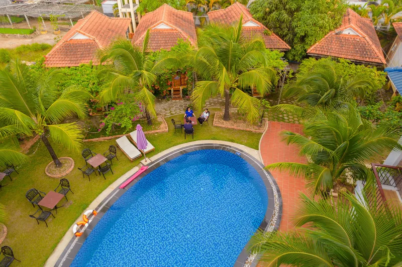 Hung Vuong Resort