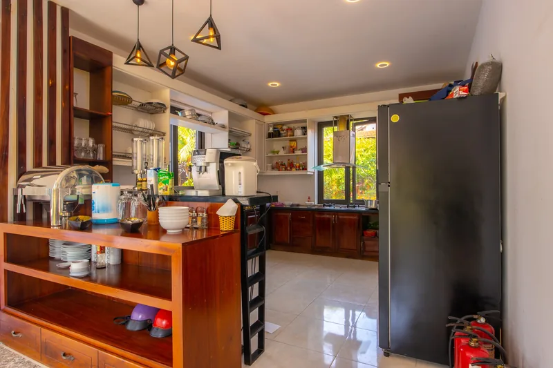 Breakfast counter and kitchen
